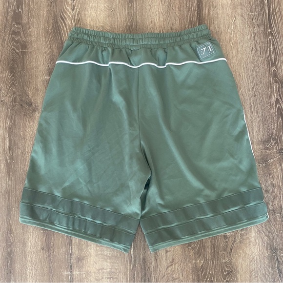Gymshark Seafoam Green Basketball Shorts - Picture 10 of 11